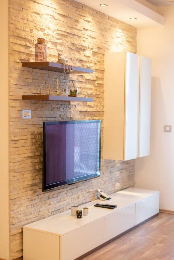 Vf Kragujevac Apartments Екстер'єр фото