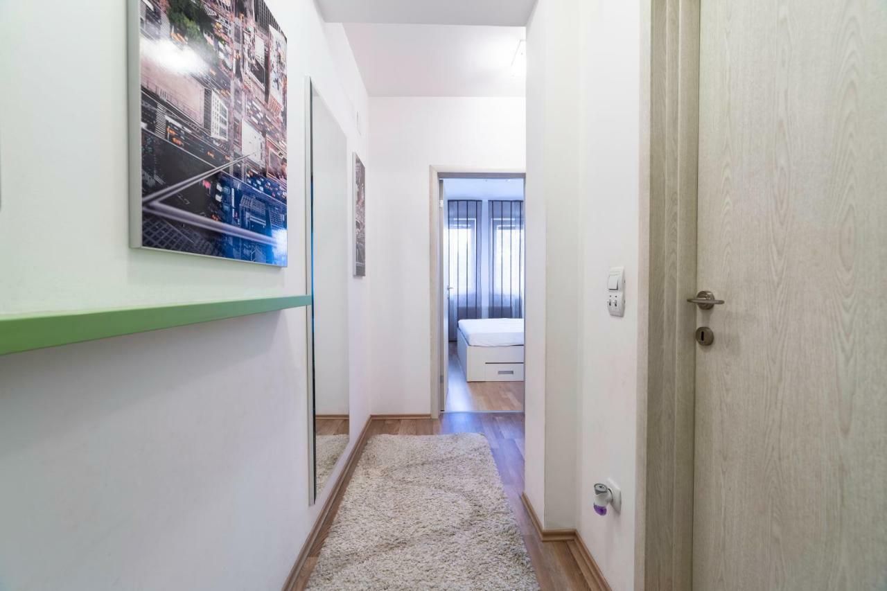 Vf Kragujevac Apartments Екстер'єр фото